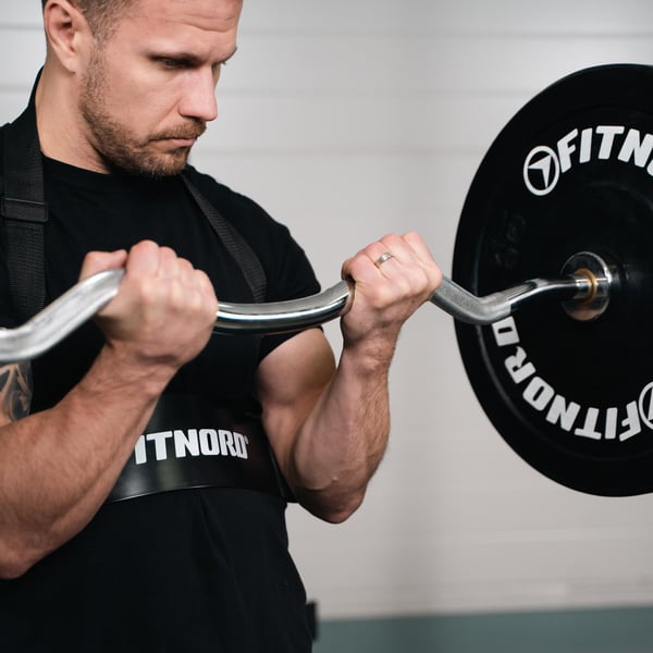 FitNord Arm Blaster Hauiskääntötuki