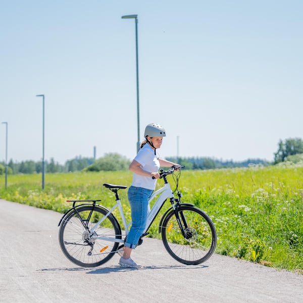 FitNord Ava 700 Sähköpyörä, valkoinen (720 Wh tehoakku) 